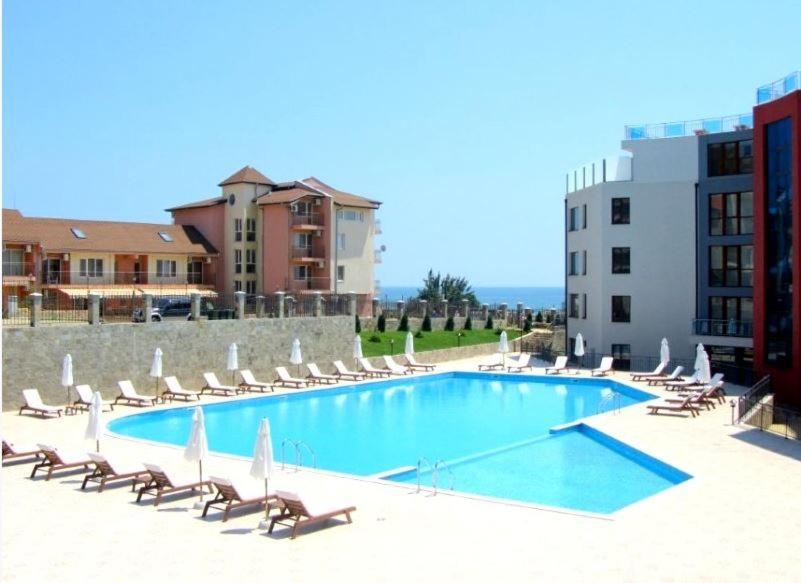 Sun Wave Apartment Presige Sveti Vlas Extérieur photo